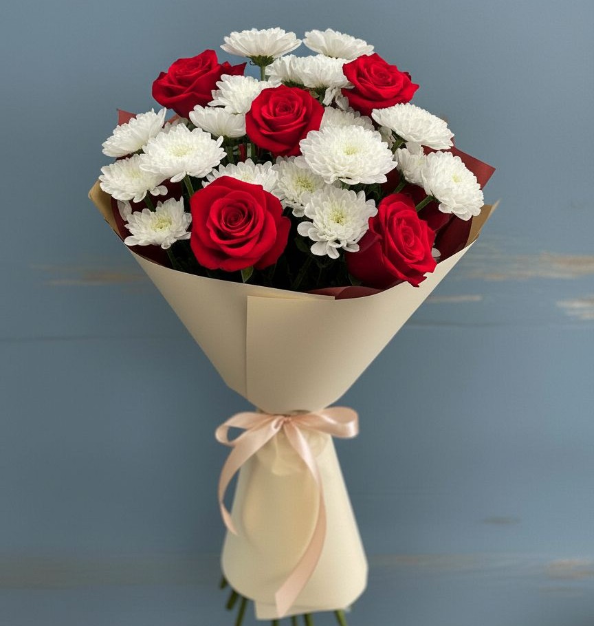 Букет цветов из: Розы и Хризантемы в Лесной