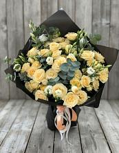 Букет цветов из:  Розы и Лизиантусы в Лесной