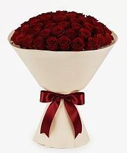 Букет 101 Бордовая роза Блэк Бакарра в Лесной