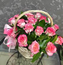 Цветочная композиция из Розы в корзине #REPLACE_PRED# Лесной
