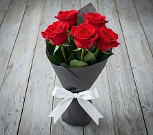 Букет 5 Красных роз Эдлесс Лав #REPLACE_PRED# Лесной