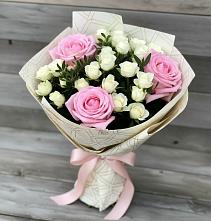 Букет цветов из:  Розы в Лесной