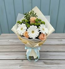 Букет цветов из:  Герберы, Розы и Хризантемы в Лесной