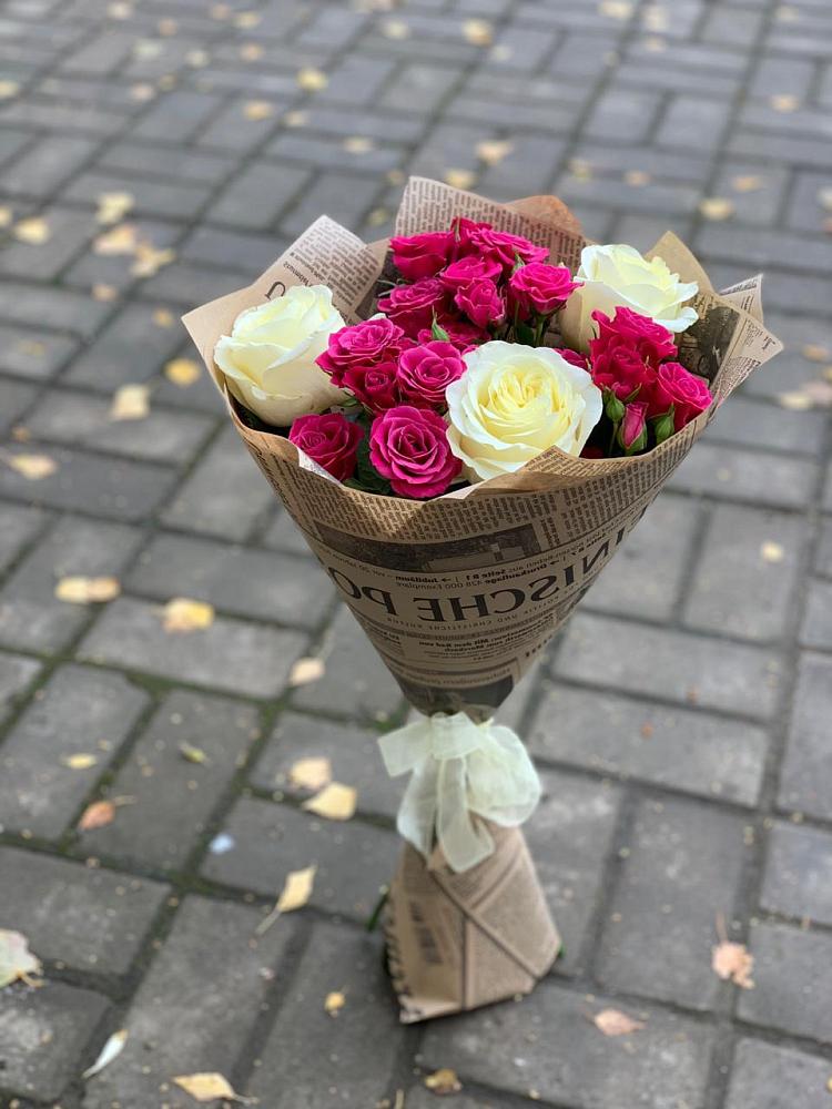 Букет цветов из: Розы в Лесной