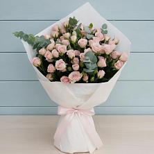 Букет цветов из:  Розы в Лесной